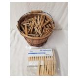 Clothespins 1 Lot