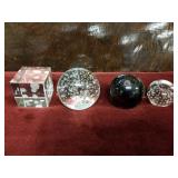 4 Paperweights 1 Lot