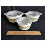 Pyrex Bowls w/ Lids - Small Lid is Chipped