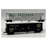 Lot of Two Rolling Stock Freight Cars