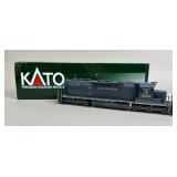 Kato EMD SD-40-2 Clinchfield Diesel Locomotive