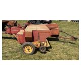 New Holland 268 Bailer Runs