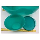 Tupperware Chip 'N' Dip serving set