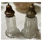 Salt pepper shakers