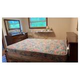 Bedroom 2 piece set Full bed