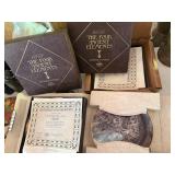 Collector, backlash decorative plates