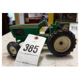Toy tractor