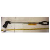 Egg picker upper