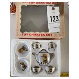 Toy tea set