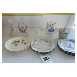 Miscellaneous glass lot