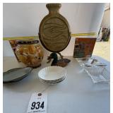 Miscellaneous decor