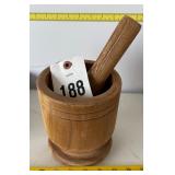 Mortal and pestle