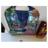 Child, drawing kit and more
