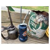 Oil can/advertisement