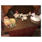 Hens ~ Cow & Misc Decor in Grp