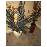 (2) Vase Arrangements