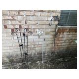 Rose Trellis + 2 Plant Hooks