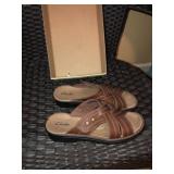 New Womens Leather Shoes (8.5)