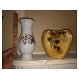 (2) Vases