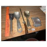 Vintage Sealtest Ice Cream Dippers + Utensils Grp