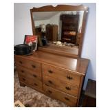 Nice Low Chest w/ Mirror