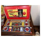Excellent Vintage Erector Set