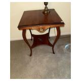Vintage Accent Parlor Table (resored & Nice)