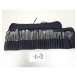 New Vander 32-Piece Make-Up Brush Set - Black