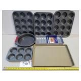 Lot of Assorted Bakeware Pans
