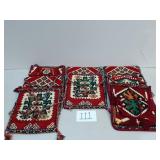 8 Woven Shoulder Bags/Pouches 8 Woven Shoulder Bags/Pouches