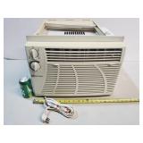 Maytag 5000 BTU Window AC Unit Maytag 5000 BTU Window AC Unit
