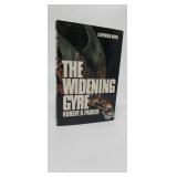 THE WIDENING GYRE  ROBERT B. PARKER