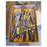 Screw drivers