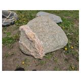 Single boulder - decorative