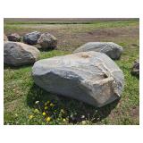 Single boulder - decorative