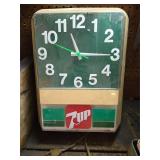 Vintage 7UP clock