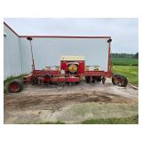 International 800 Cyclo Air planter