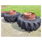 Gleaner combine duals 24.5-32