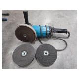 Makita grinder
