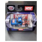 1/64 M2 Machines NOS 76 GMC Sierra Grande 15