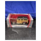 1/43 Road Signatures 1948 Ford Woody