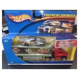 2001 Hot Wheels PAVEMENT POUNDER Hauler