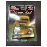 2004 Racing Champion FROG FOLLIES 32 Ford Highboy
