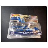 2019 Hot Wheels TEAM TRANSPORT 64 Galaxie 500