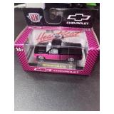 1/64 M2 Machines 1992 Chevy C1500 SS 454