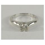 18K White Gold Diamond Ladies Solitaire Ring