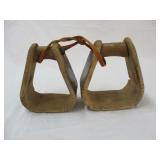 SET OF WOOD STIRRUPS