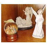 3 Figurines