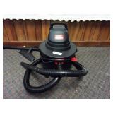 Shop Vac w/ attachments