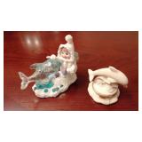 2 Figurines
